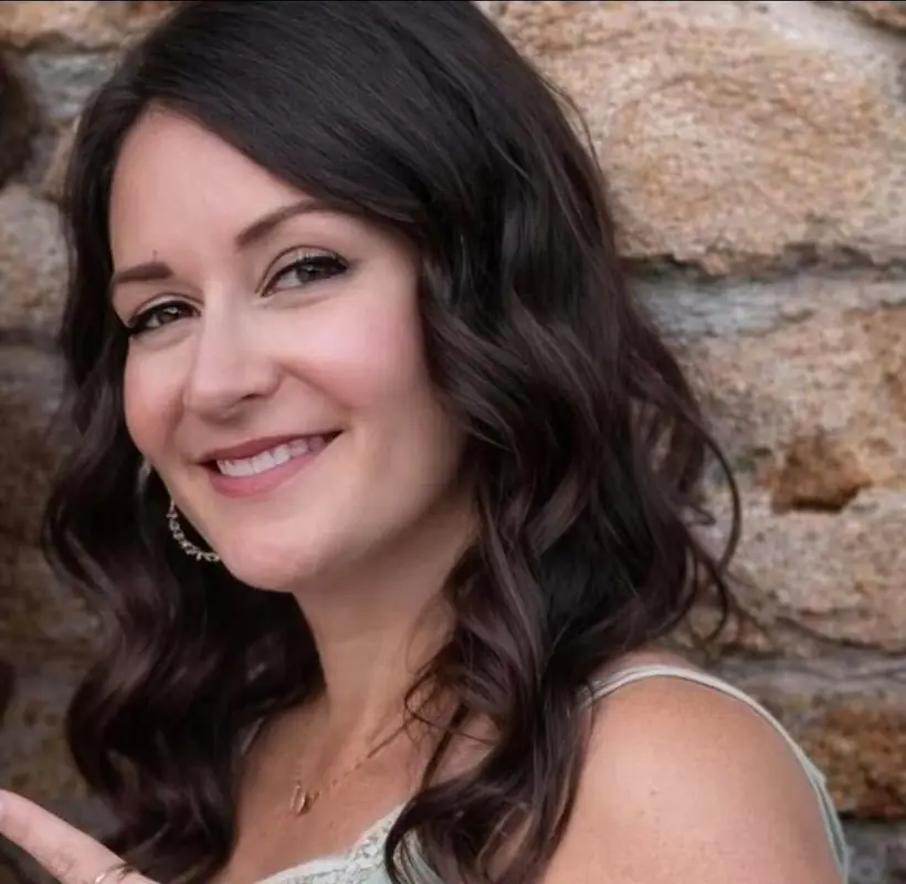 Portrait de Mélanie, fondatrice de ML Events et décoratrice évènementielle dans l'Ain